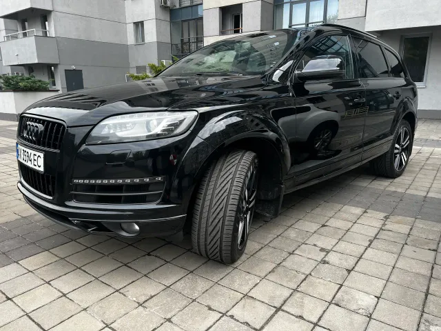 Audi Q7 - фото 2