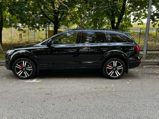 Audi Q7 - фото 4