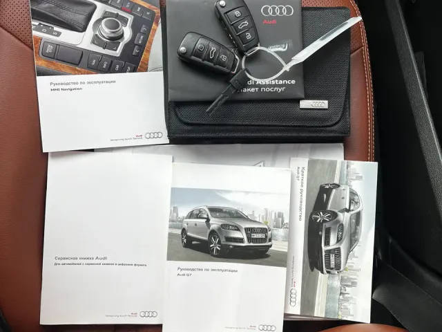 Audi Q7 - фото 5