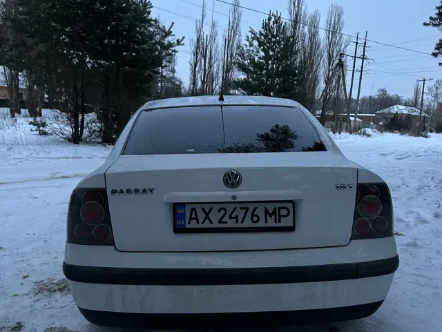 Volkswagen Passat - фото 5