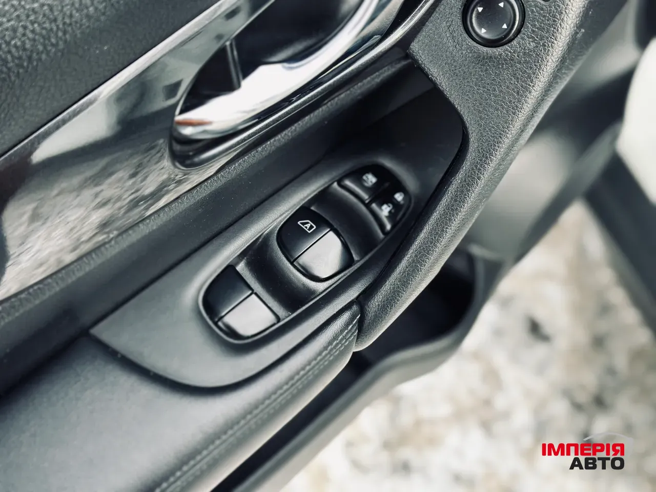 Nissan Rogue - фото 19