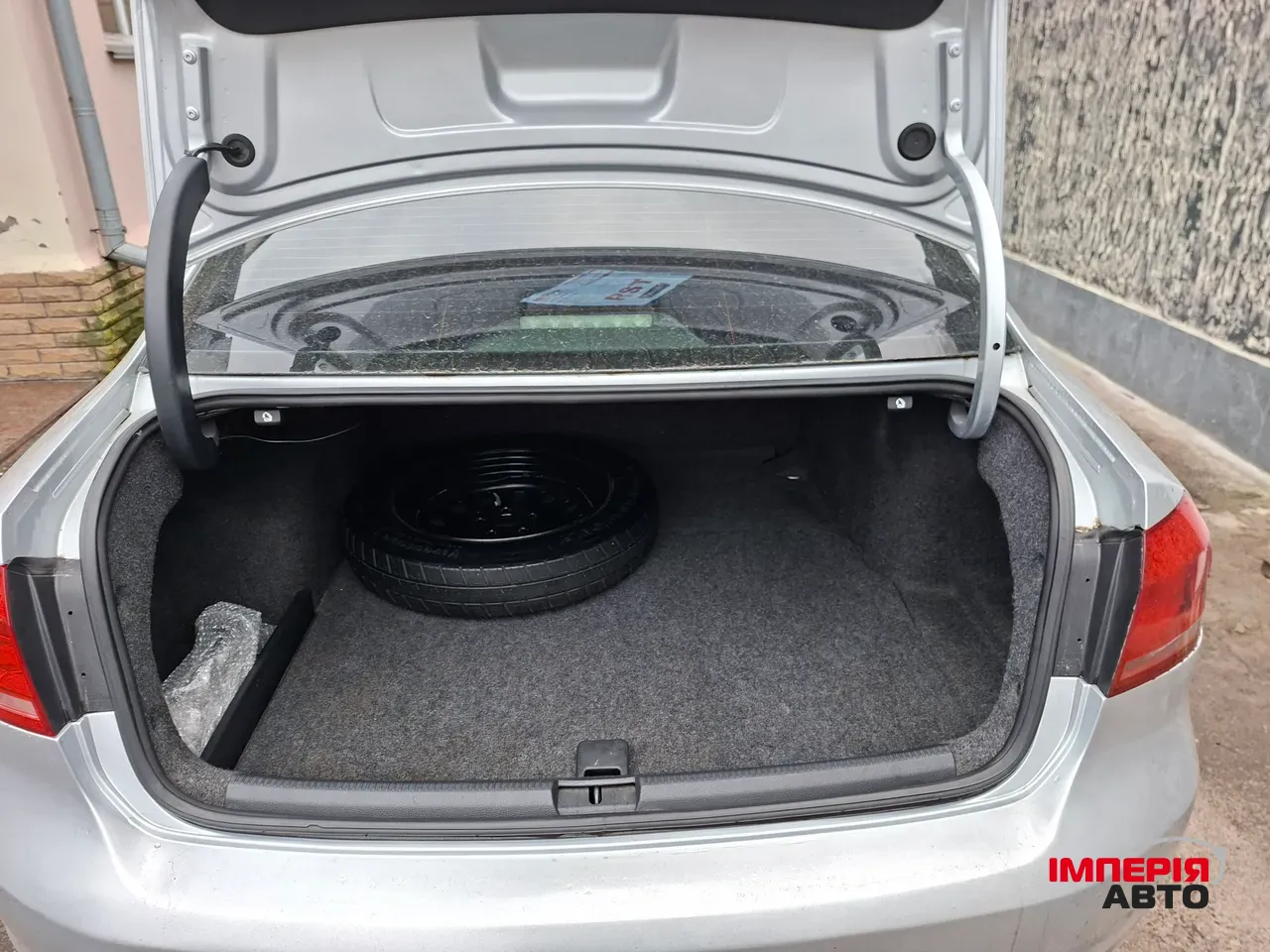 Volkswagen Passat (North America and China) - фото 7