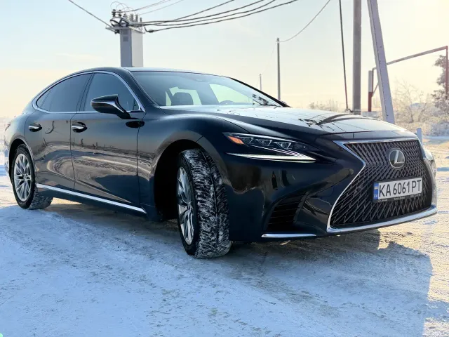 Lexus LS - фото 4