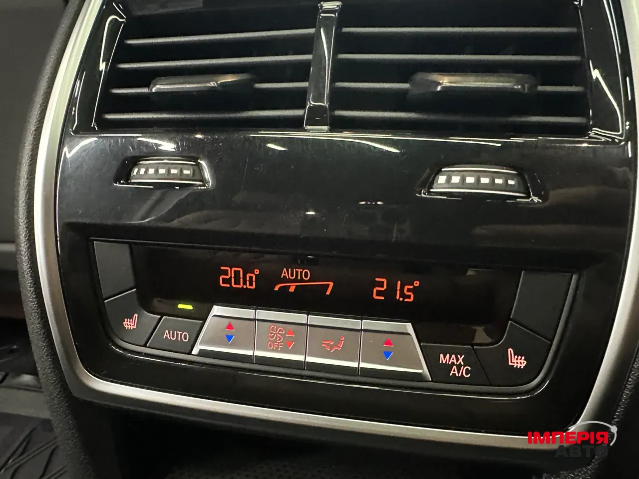 BMW X7 - фото 26