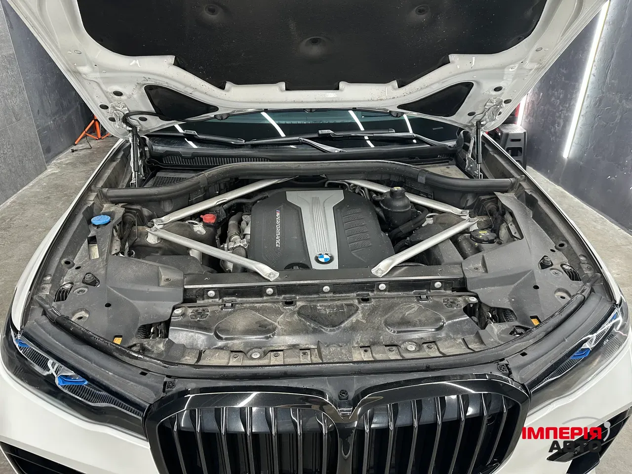 BMW X7 - фото 35