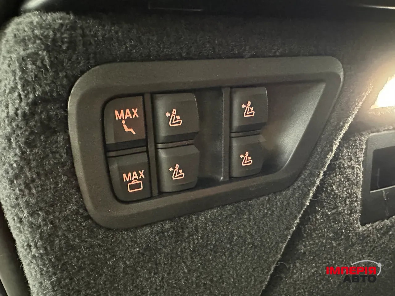 BMW X7 - фото 32