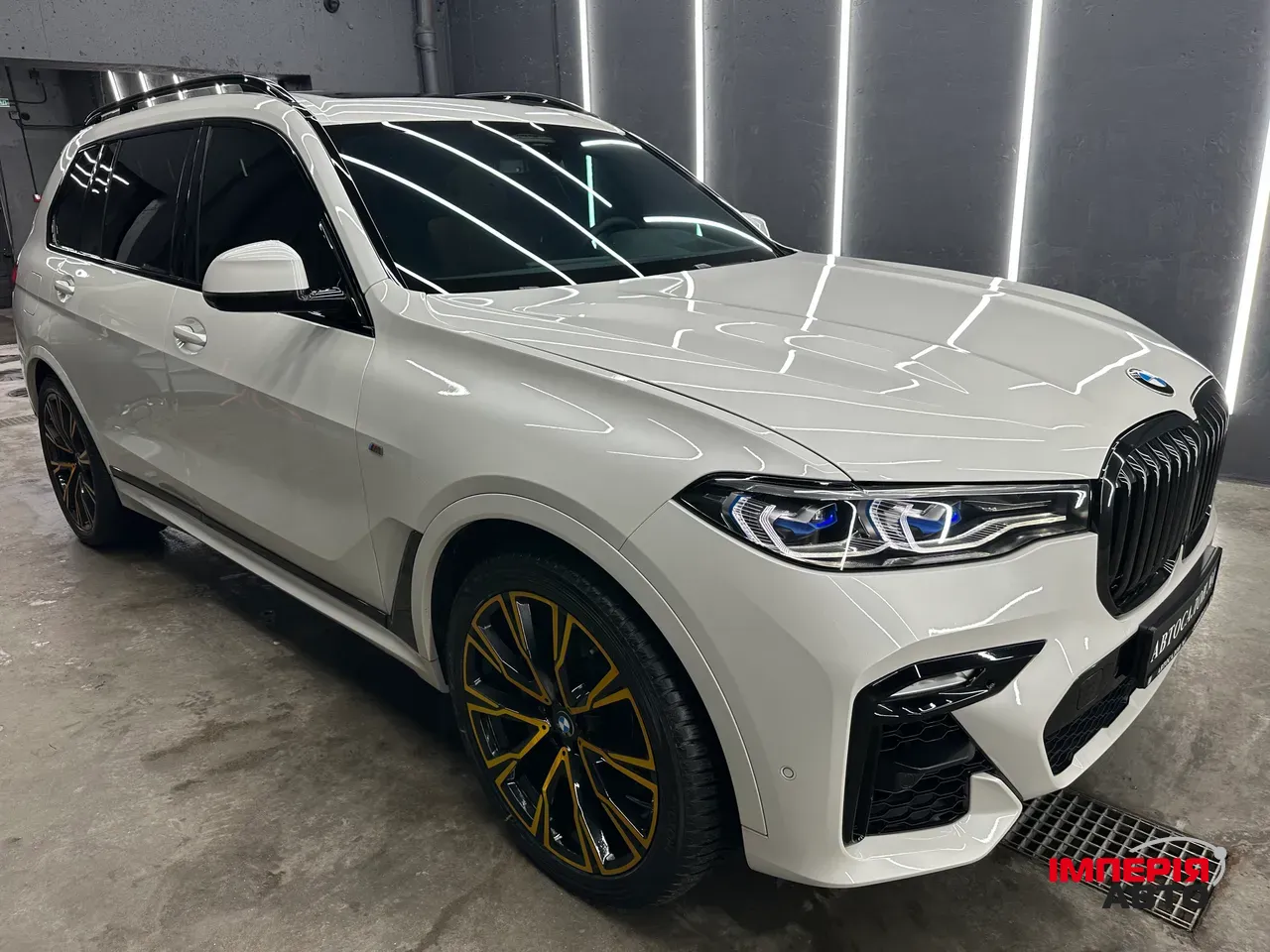 BMW X7 - фото 15