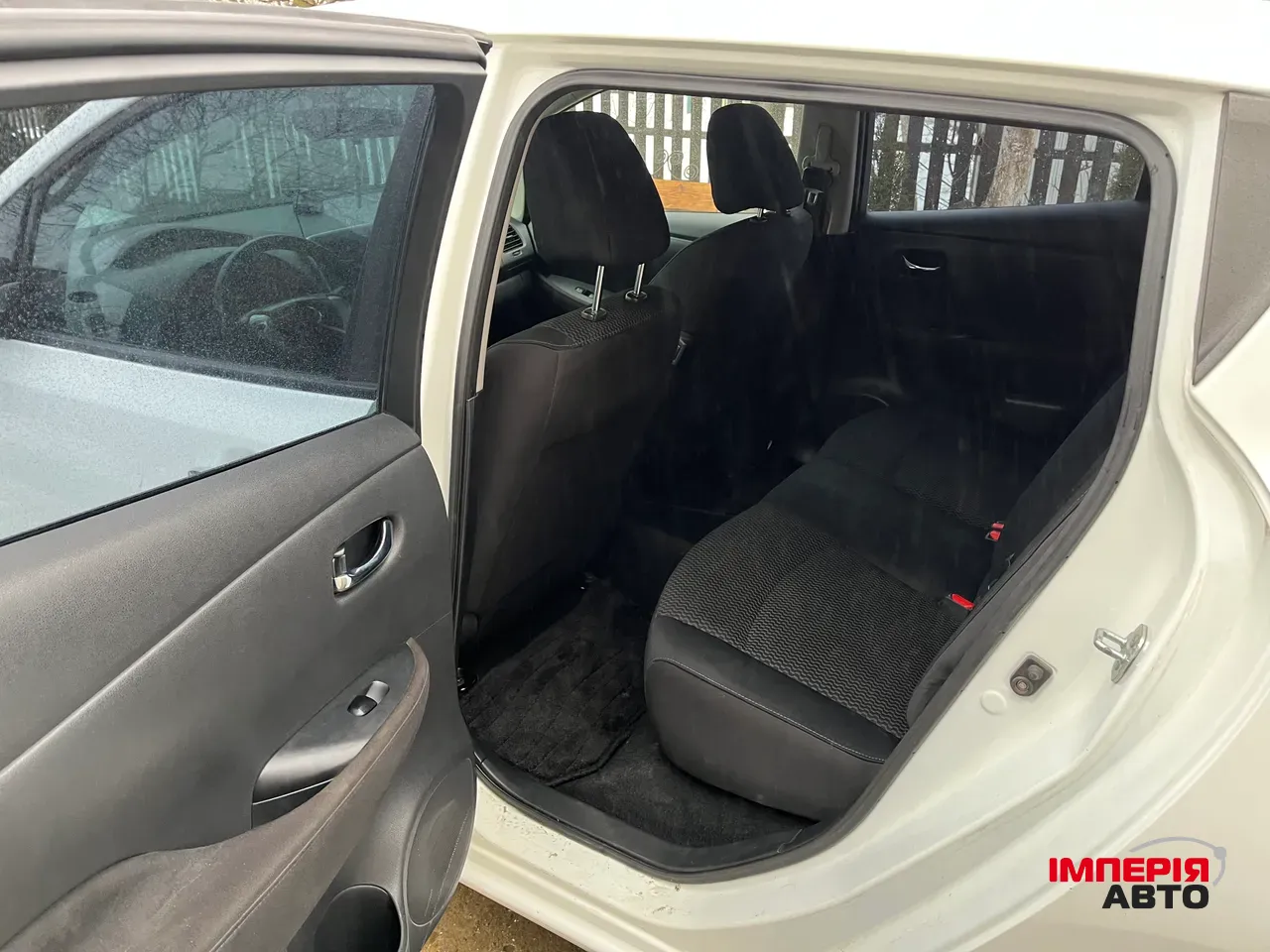 Nissan Leaf - фото 10