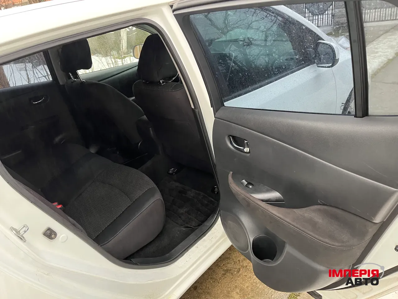 Nissan Leaf - фото 12