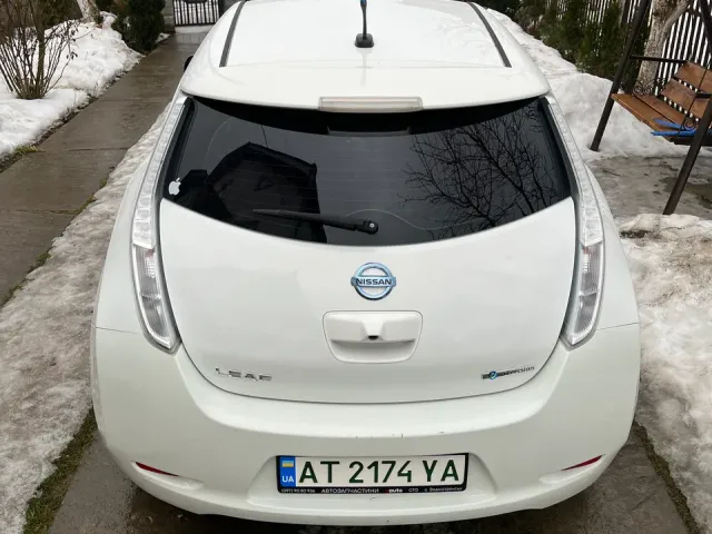 Nissan Leaf - фото 5