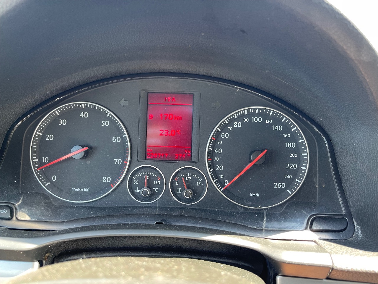 Volkswagen Golf - фото 9