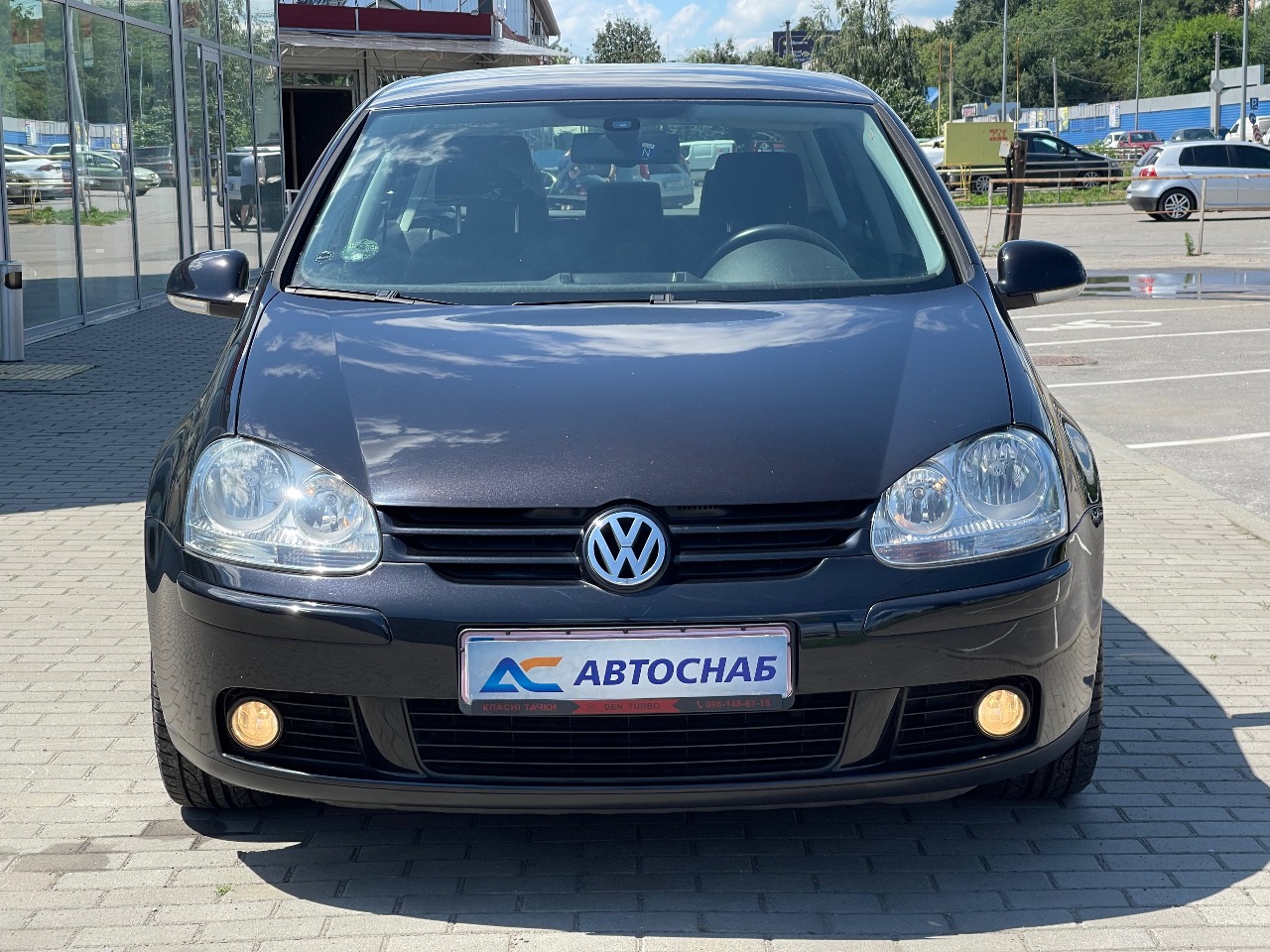 Volkswagen Golf - фото 5
