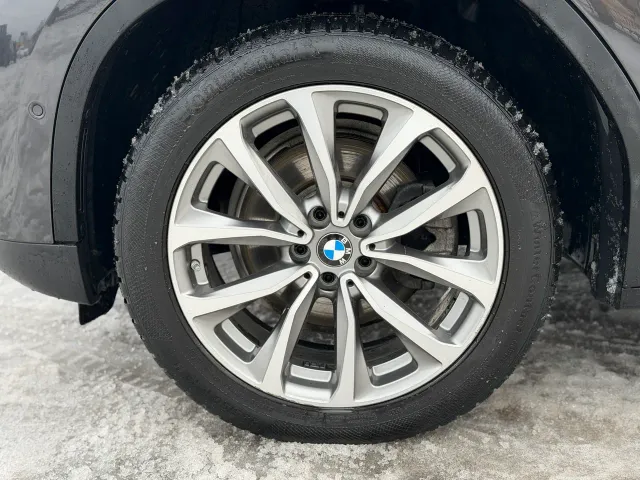 BMW X3 - фото 4