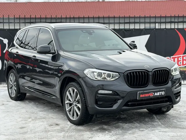 BMW X3 - фото 3