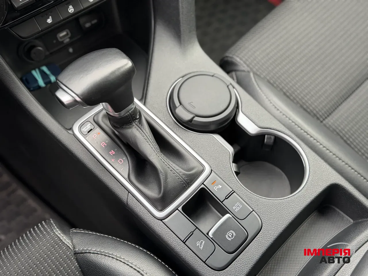 Kia Sportage - фото 12