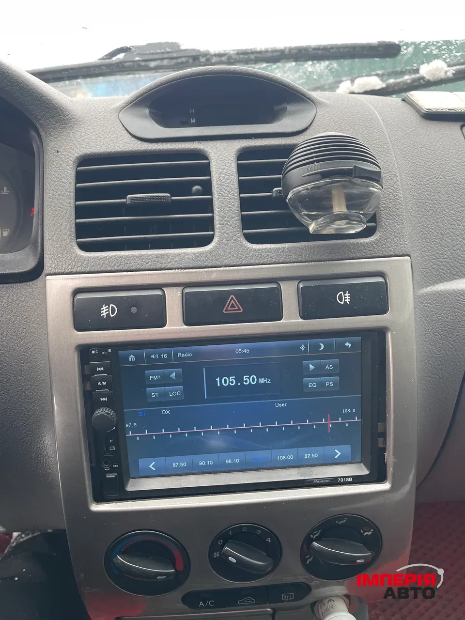 Kia Rio - фото 10