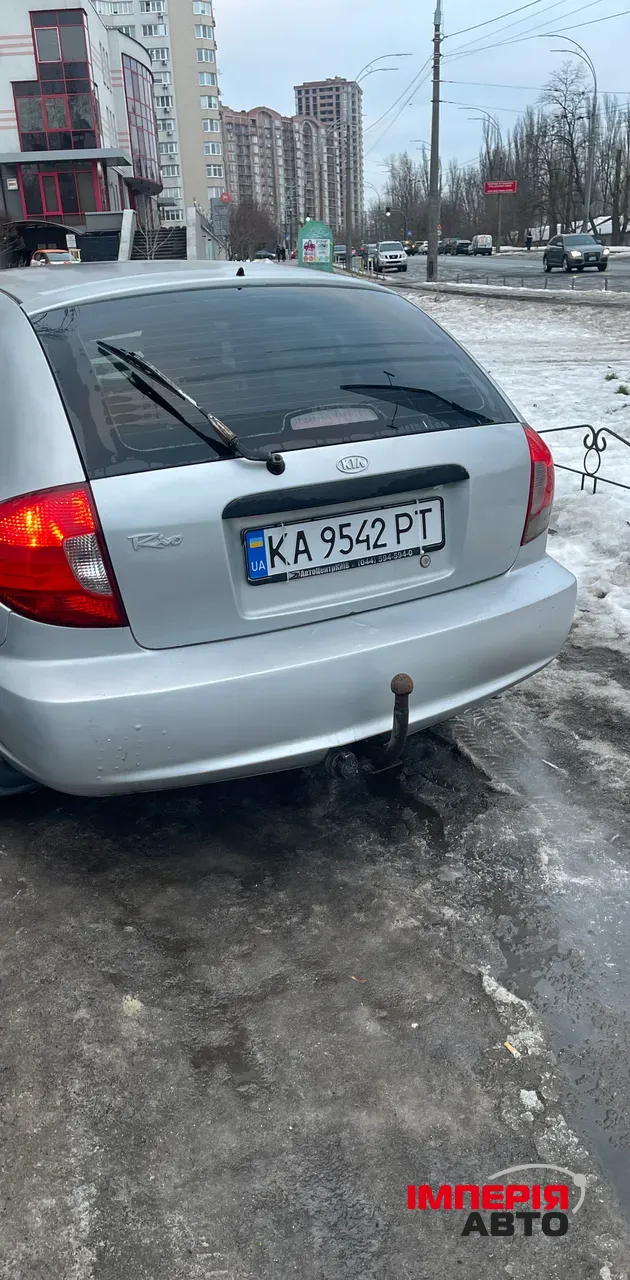 Kia Rio - фото 4