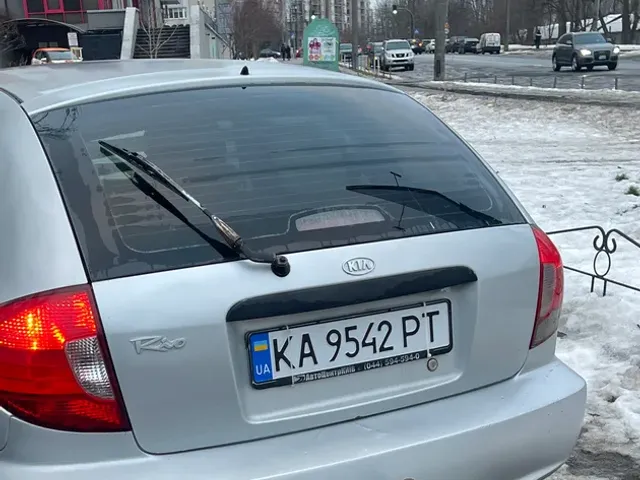 Kia Rio - фото 4