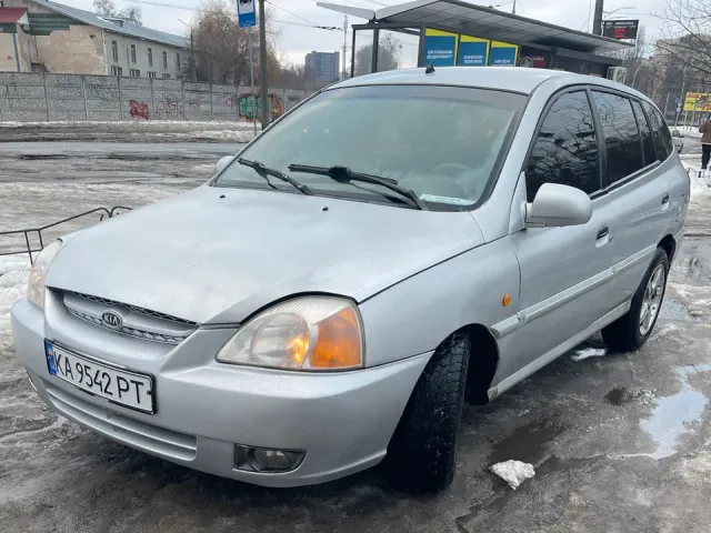 Kia Rio - фото 5