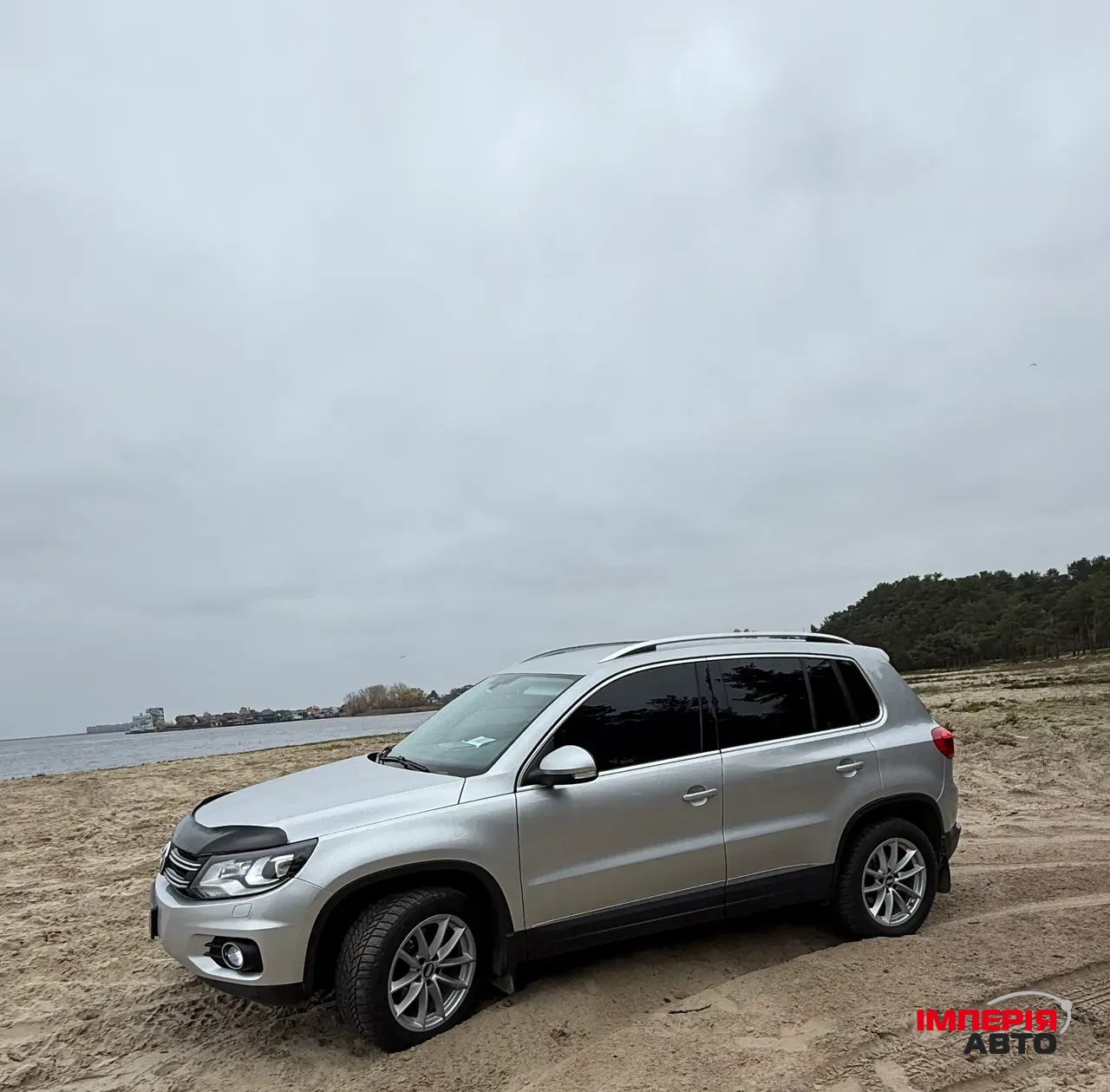 Volkswagen Tiguan - фото 9