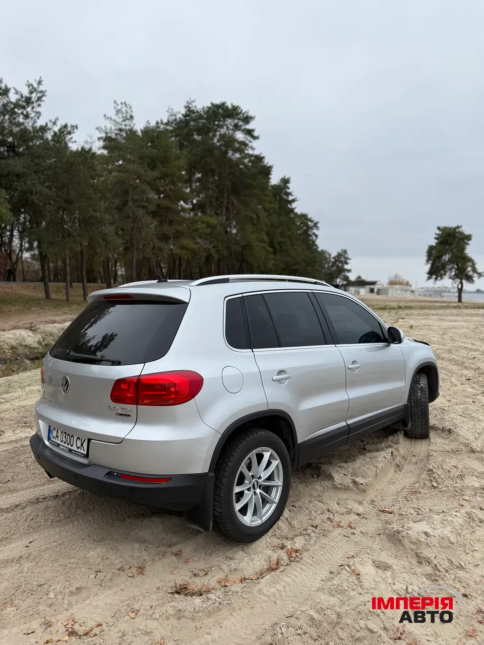 Volkswagen Tiguan - фото 5