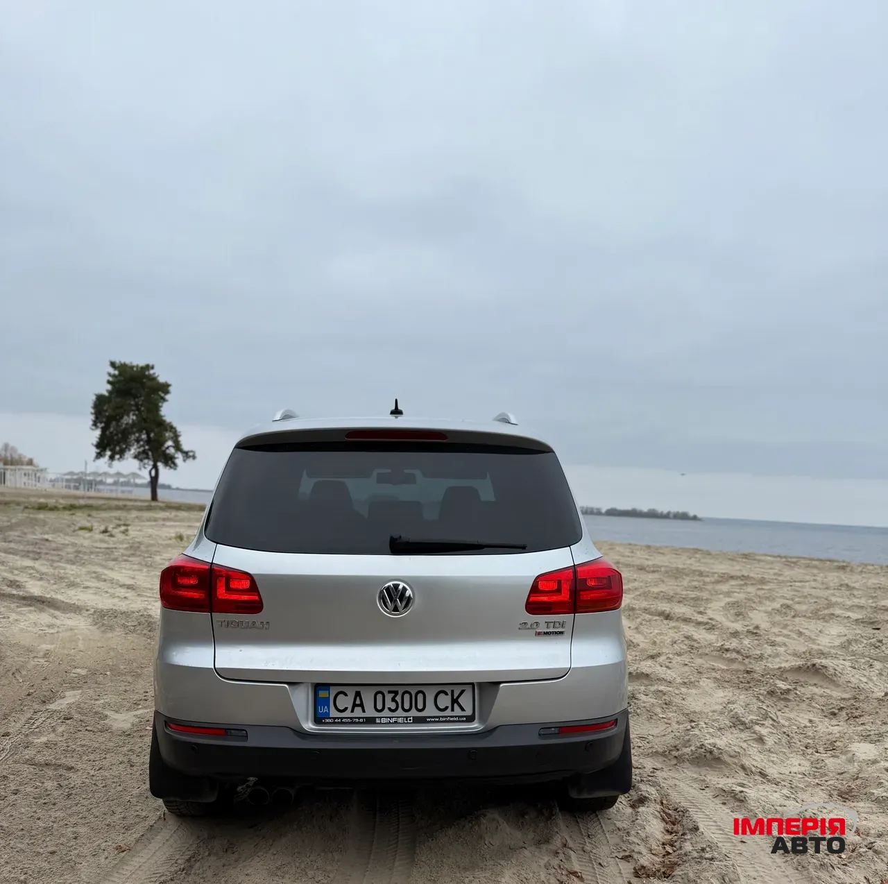 Volkswagen Tiguan - фото 6