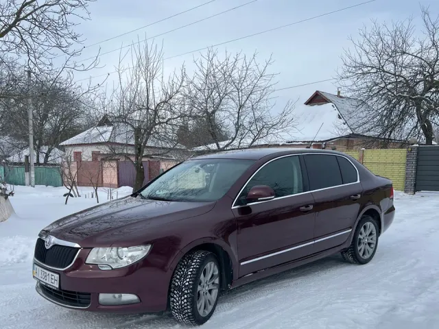 Skoda Superb - фото 4