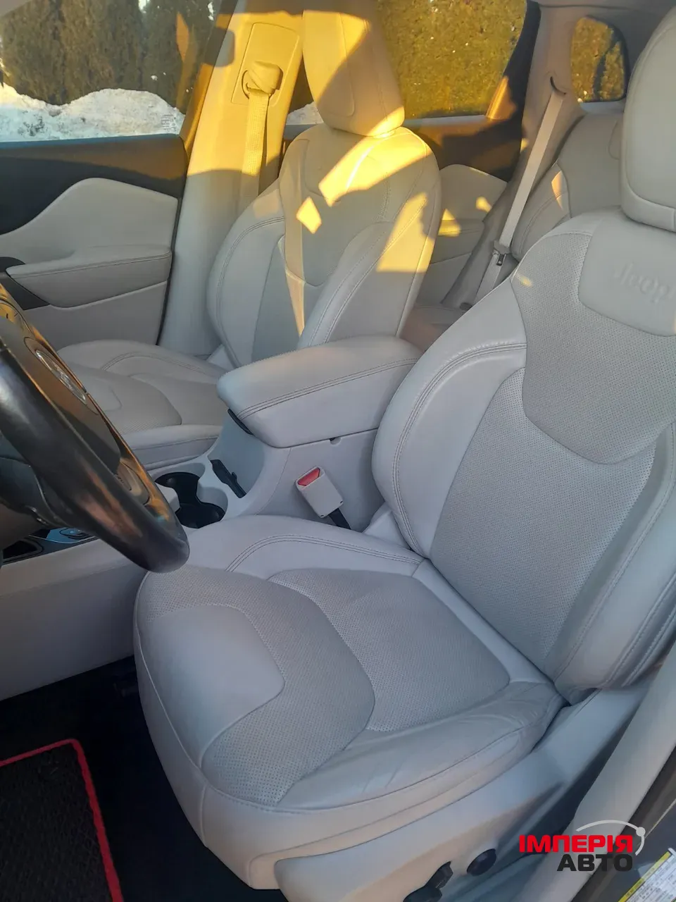 Jeep Cherokee - фото 30