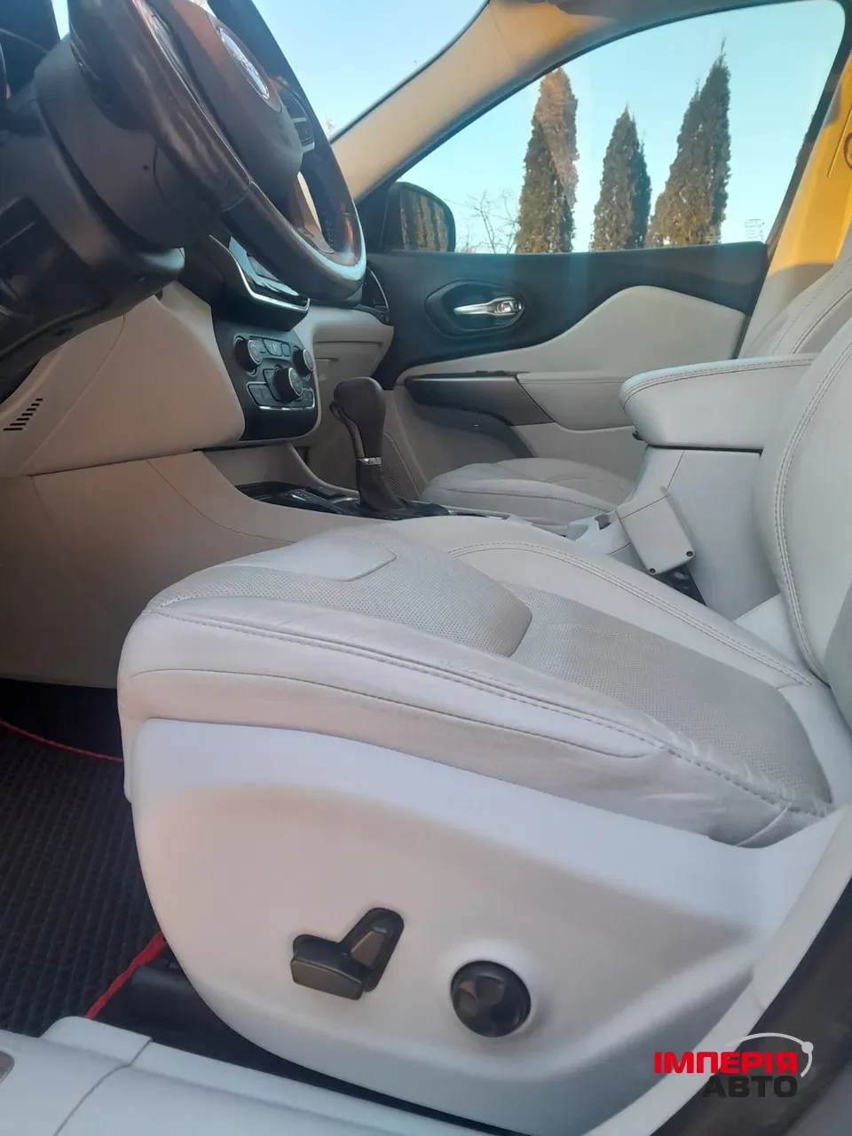 Jeep Cherokee - фото 37