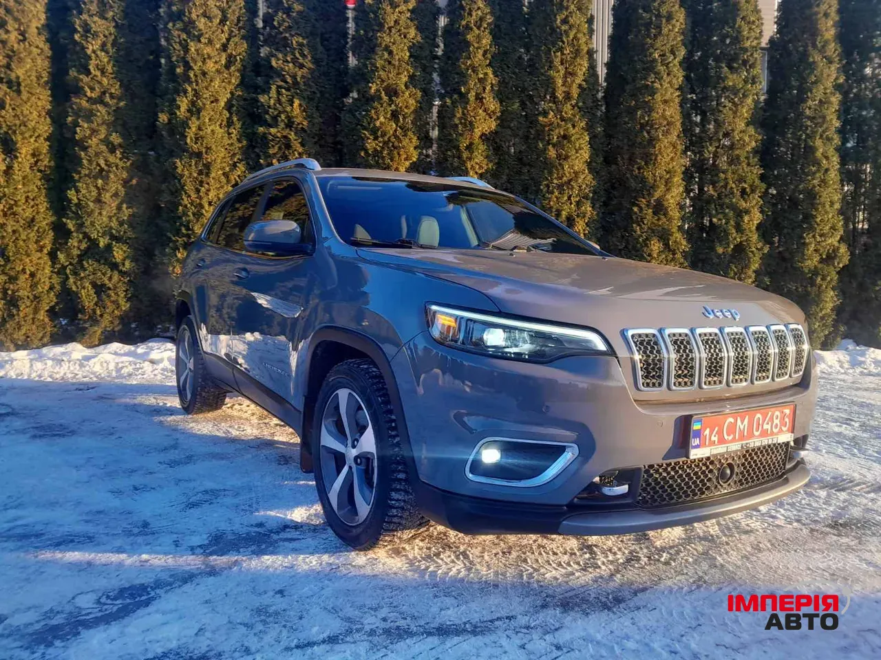 Jeep Cherokee - фото 1