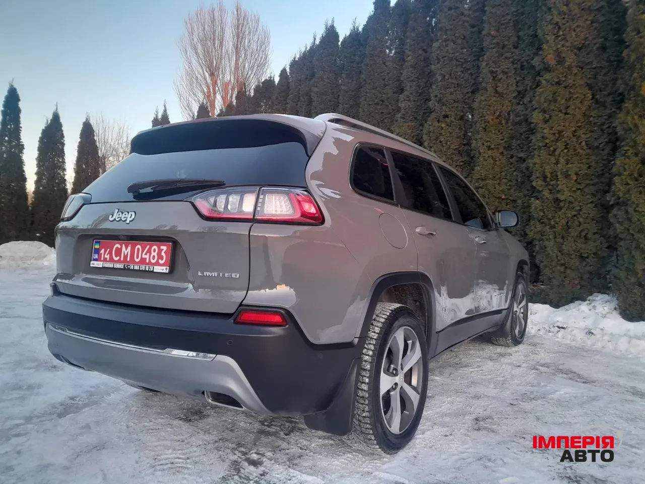 Jeep Cherokee - фото 3