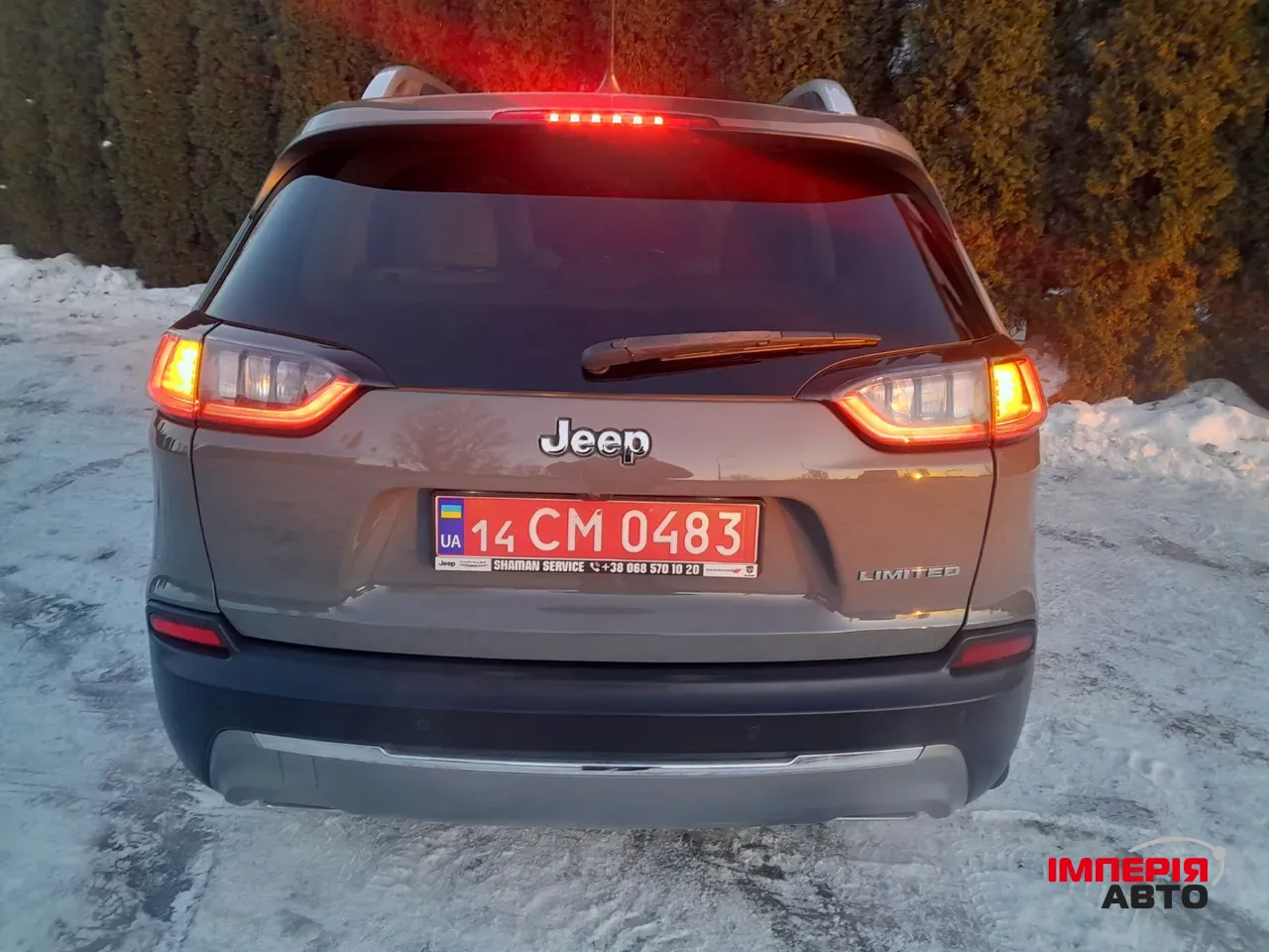 Jeep Cherokee - фото 4