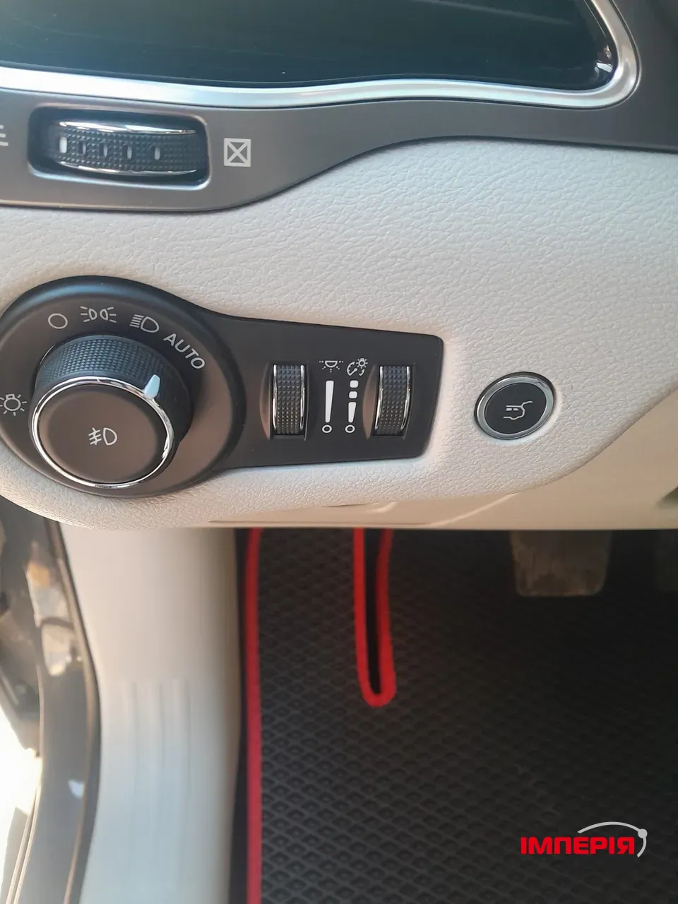 Jeep Cherokee - фото 25