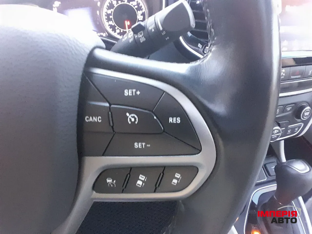 Jeep Cherokee - фото 49