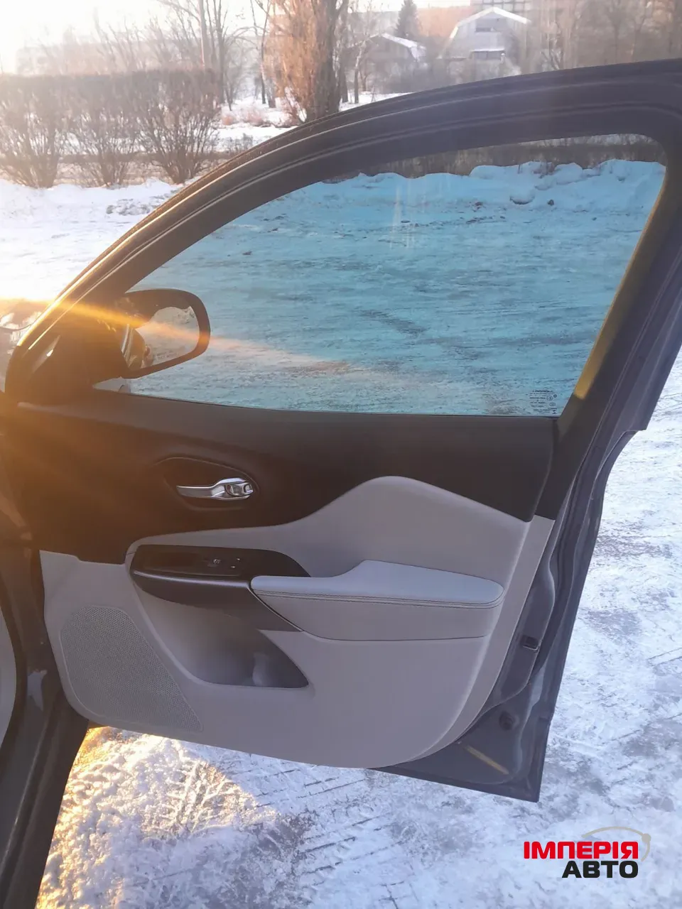 Jeep Cherokee - фото 19