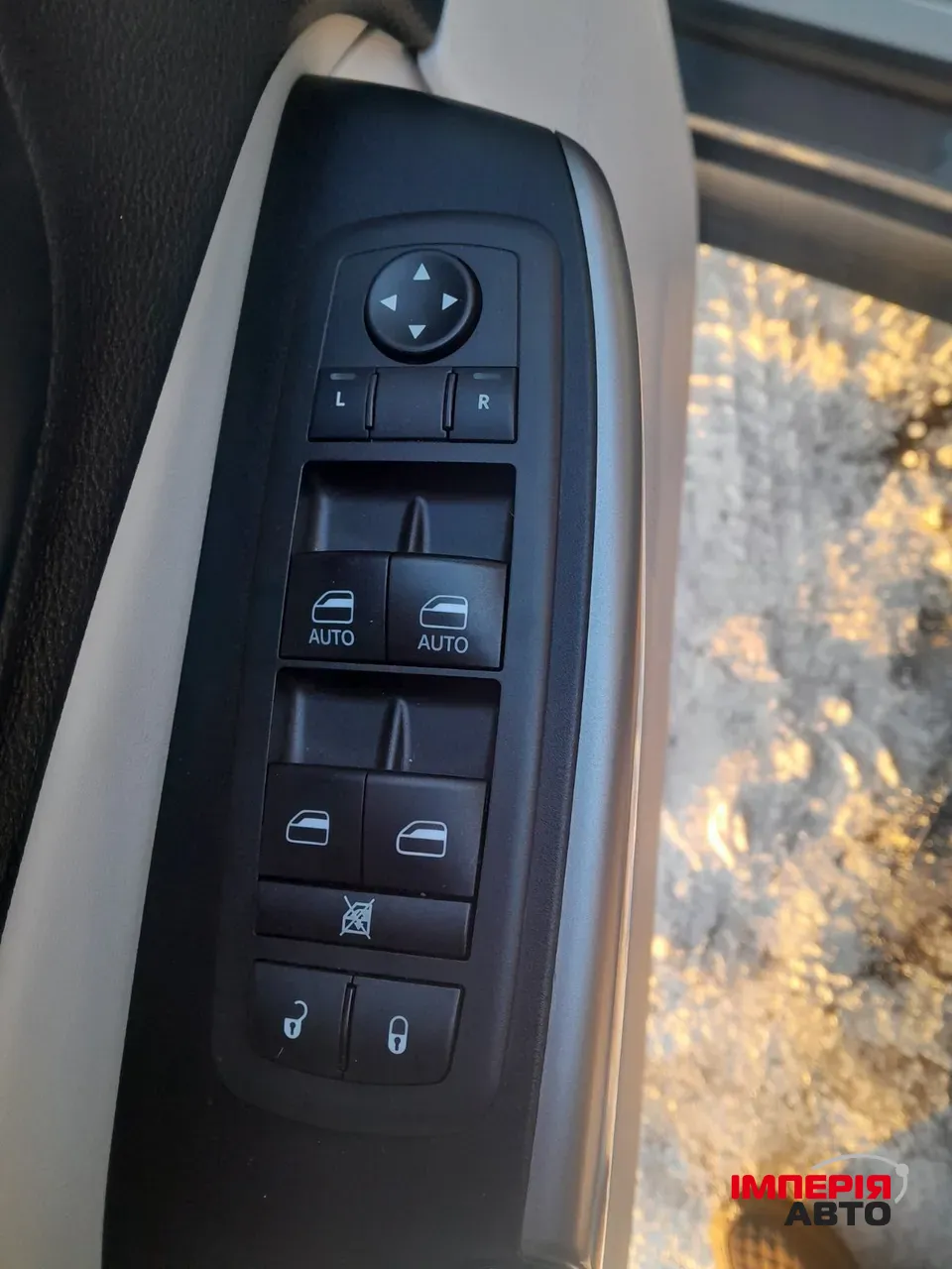 Jeep Cherokee - фото 21