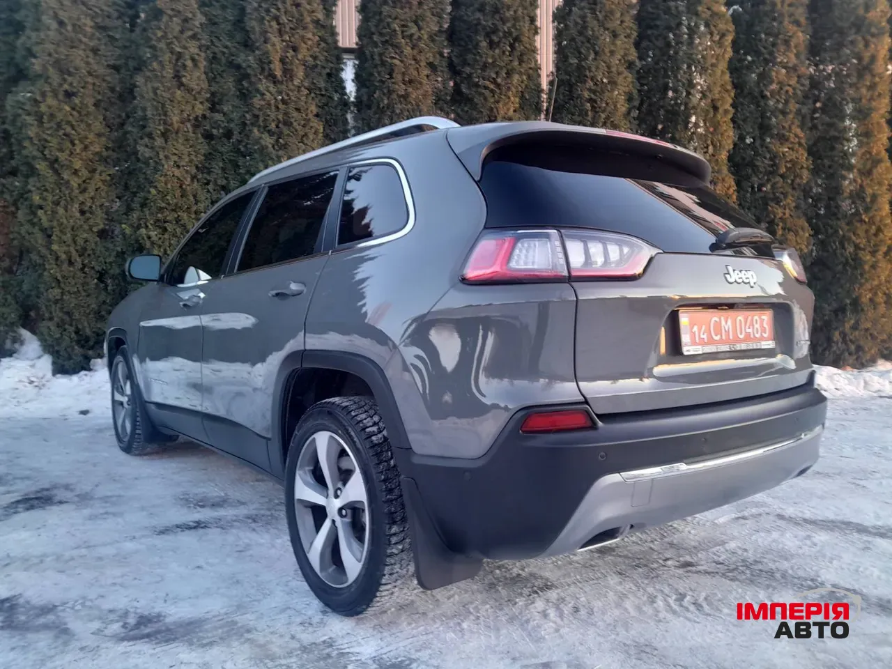 Jeep Cherokee - фото 5