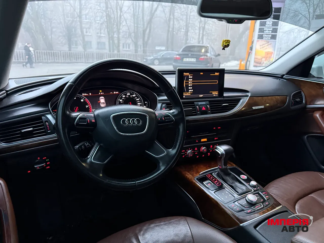 Audi A6 - фото 9