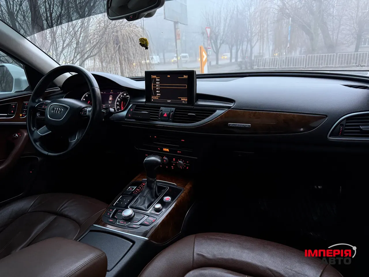 Audi A6 - фото 13