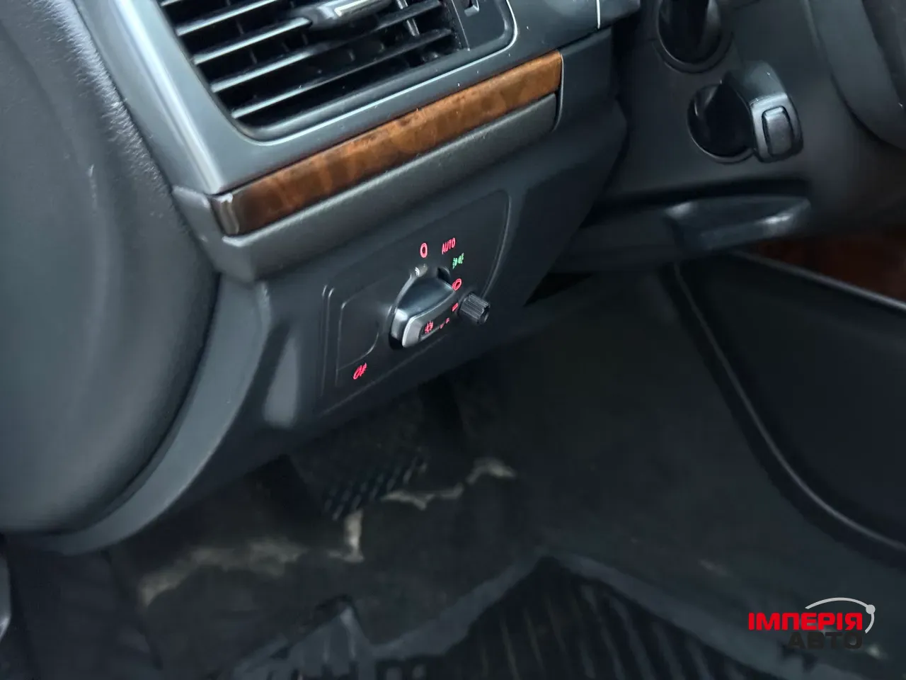 Audi A6 - фото 42