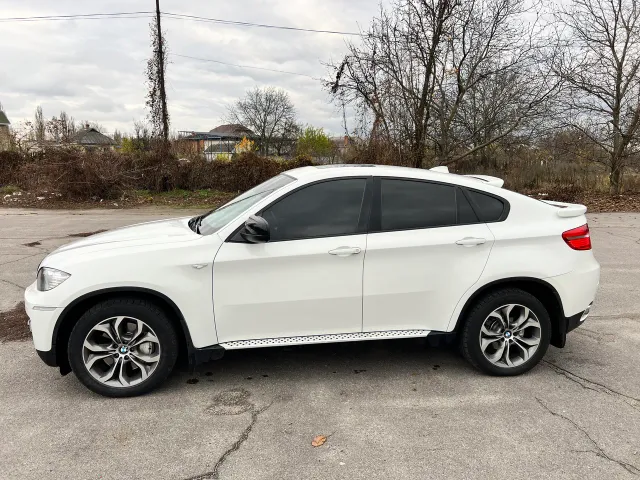 BMW X6 - фото 5