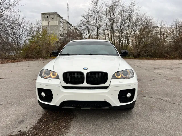 BMW X6 - фото 1