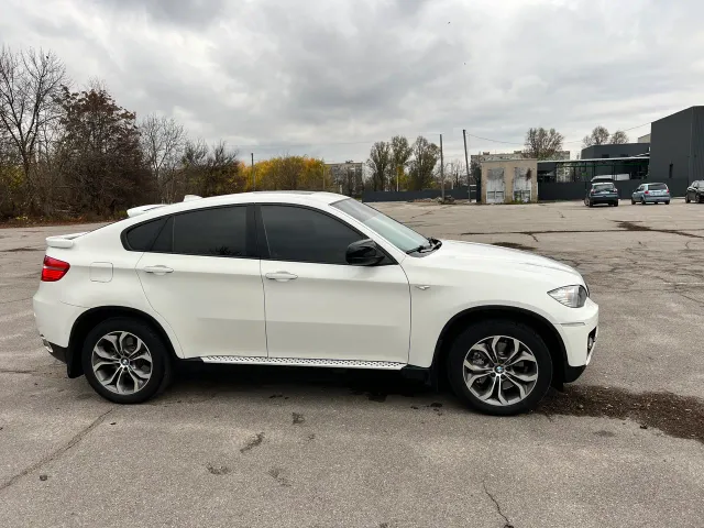 BMW X6 - фото 4
