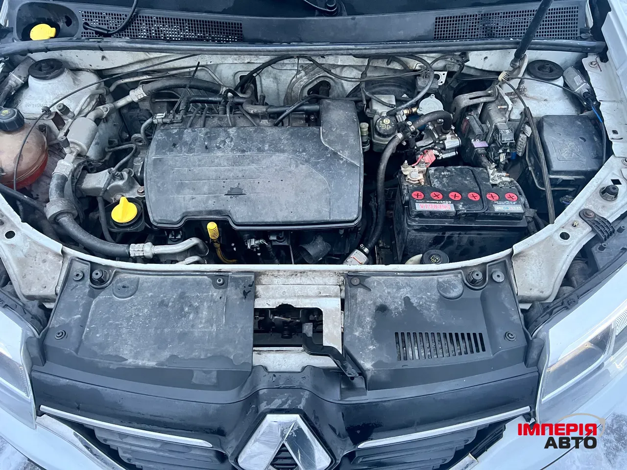 Renault Logan - фото 19