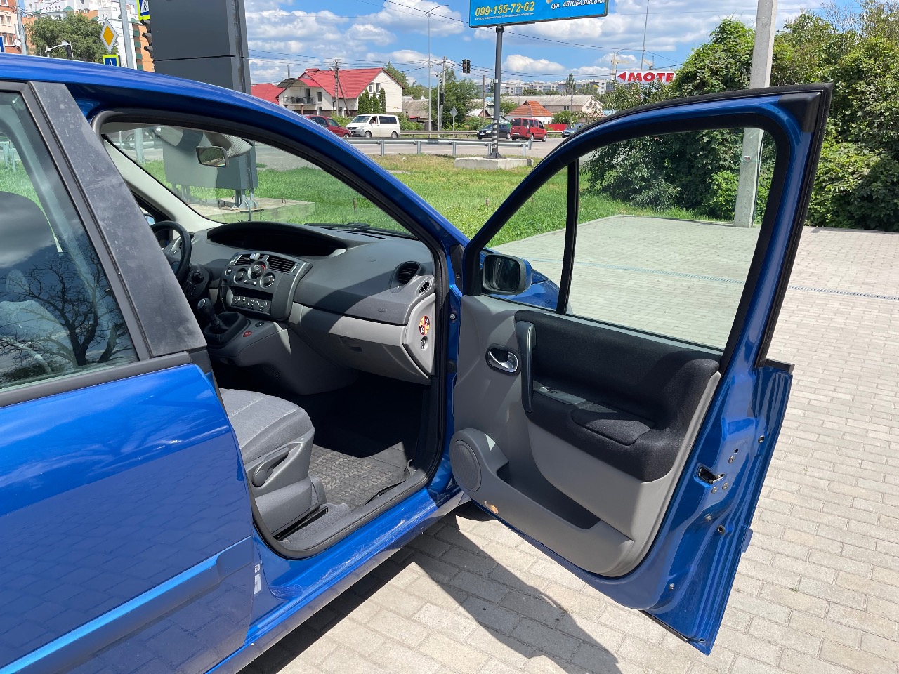 Renault Scenic - фото 15