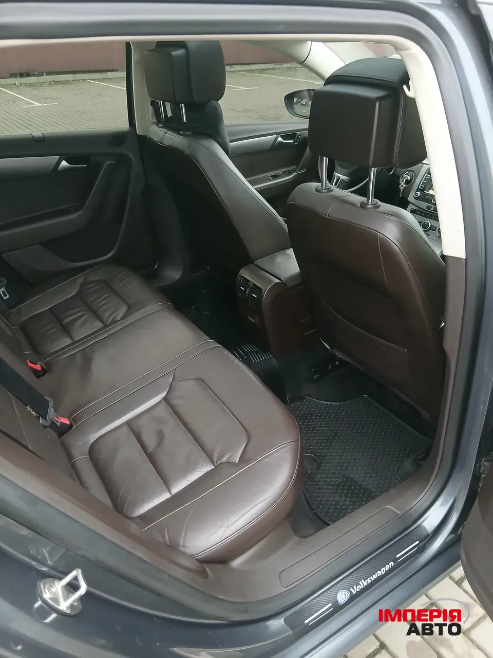 Volkswagen Passat - фото 7