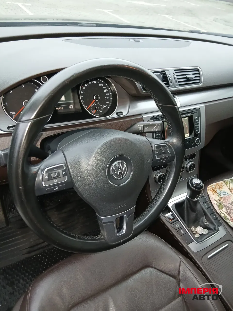 Volkswagen Passat - фото 8