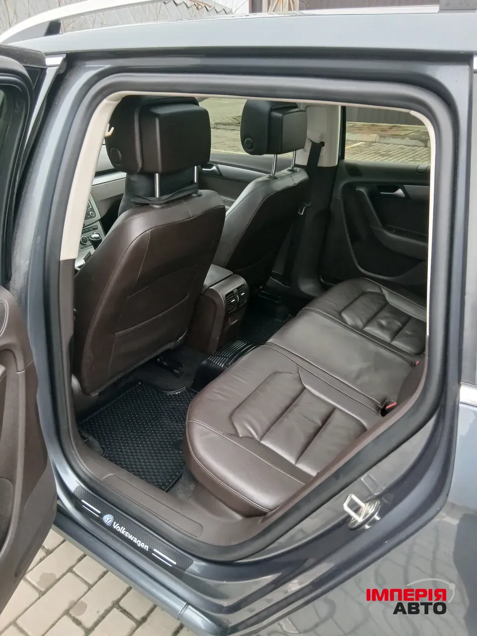 Volkswagen Passat - фото 4