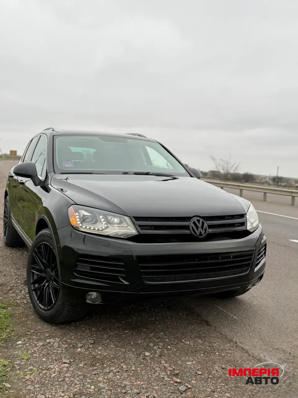 Volkswagen Touareg - фото 5