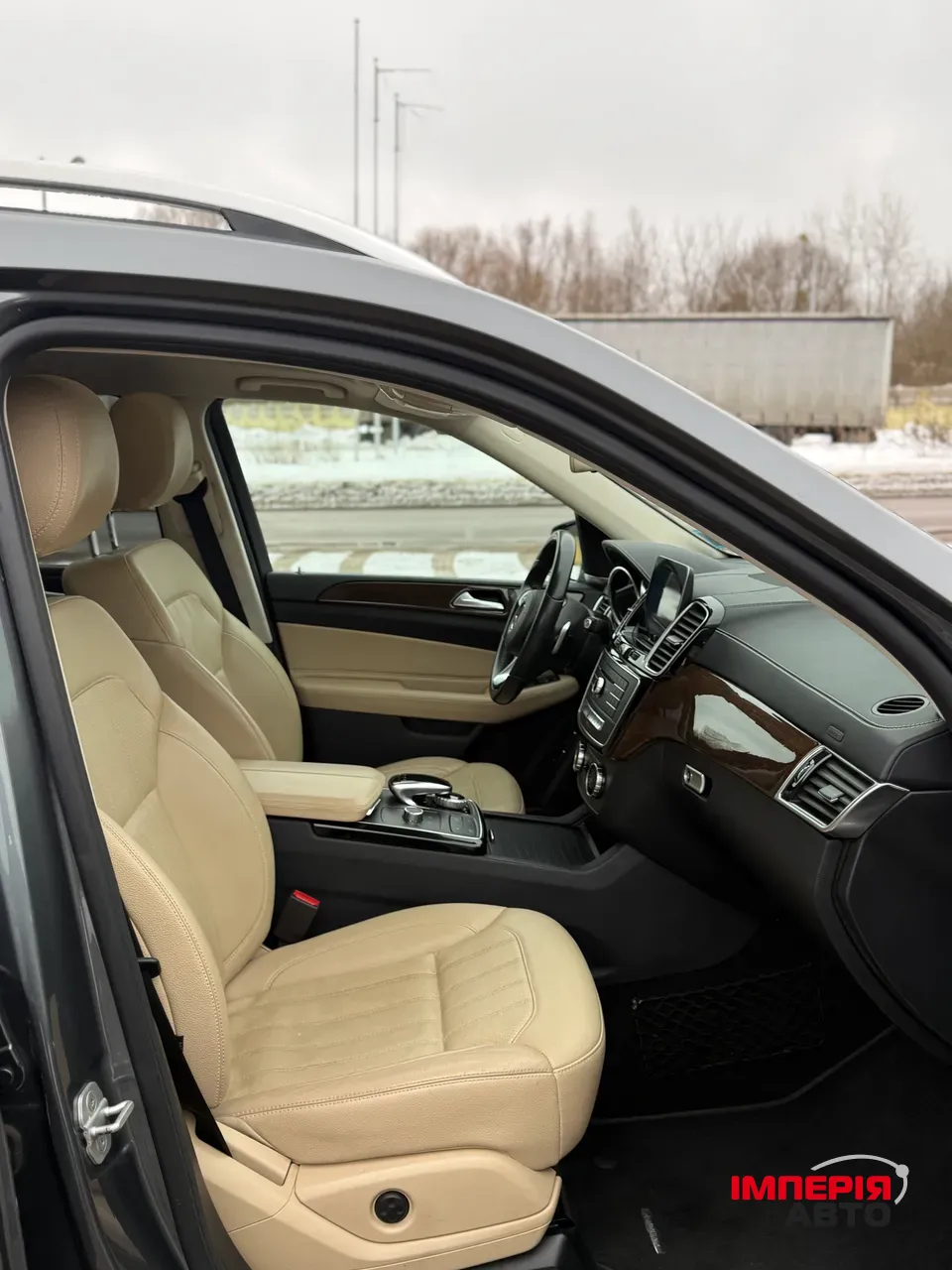 Mercedes-Benz GLS - фото 19